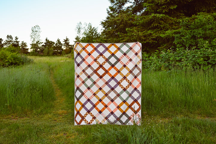 Completed Ivy Quilt made with Canyon Springs fat quarter bundle from Fableism